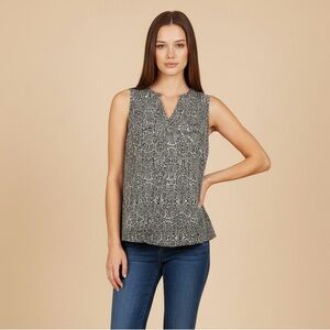 Elegant Black and White Sleeveless Blouse